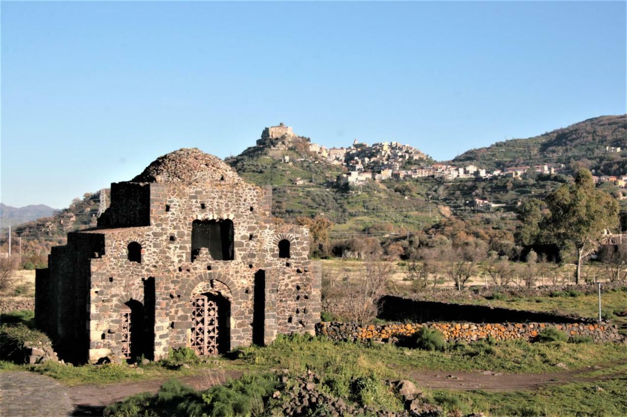 Apartmán Casa Donna Franca Castiglione De Sicilia Exteriér fotografie